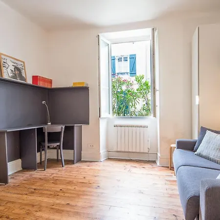 Appartamento Charming Studio In Central *
