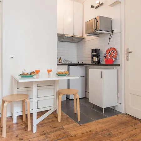 Appartamento Charming Studio In Central